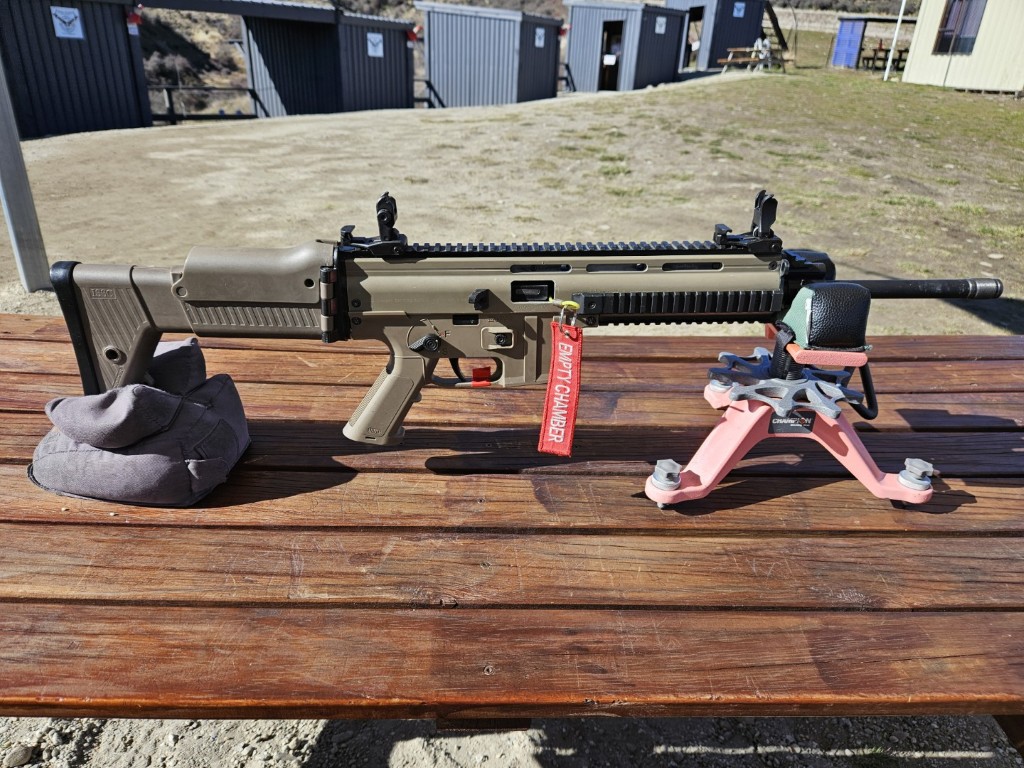 SCAR semi auto .223 SCAR